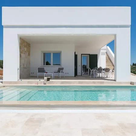 Charming - D'itria With Trullo Villa Ostuni