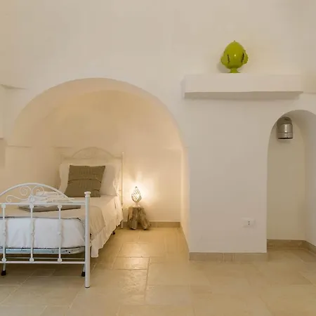 Villa Charming - D'itria With Trullo *