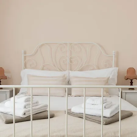Charming - D'itria With Trullo By Wonderful Italy *