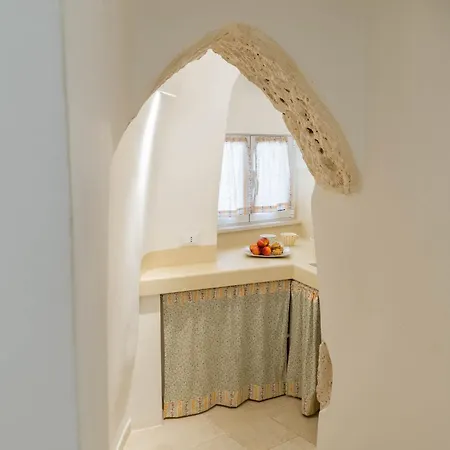 Charming - D'itria With Trullo By Wonderful Italy * Ostuni